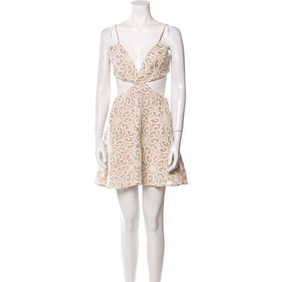 Elliatt Lace Pattern Crochet Cutout Mini Dress Date Dress size S NWT$379 - Picture 1 of 8